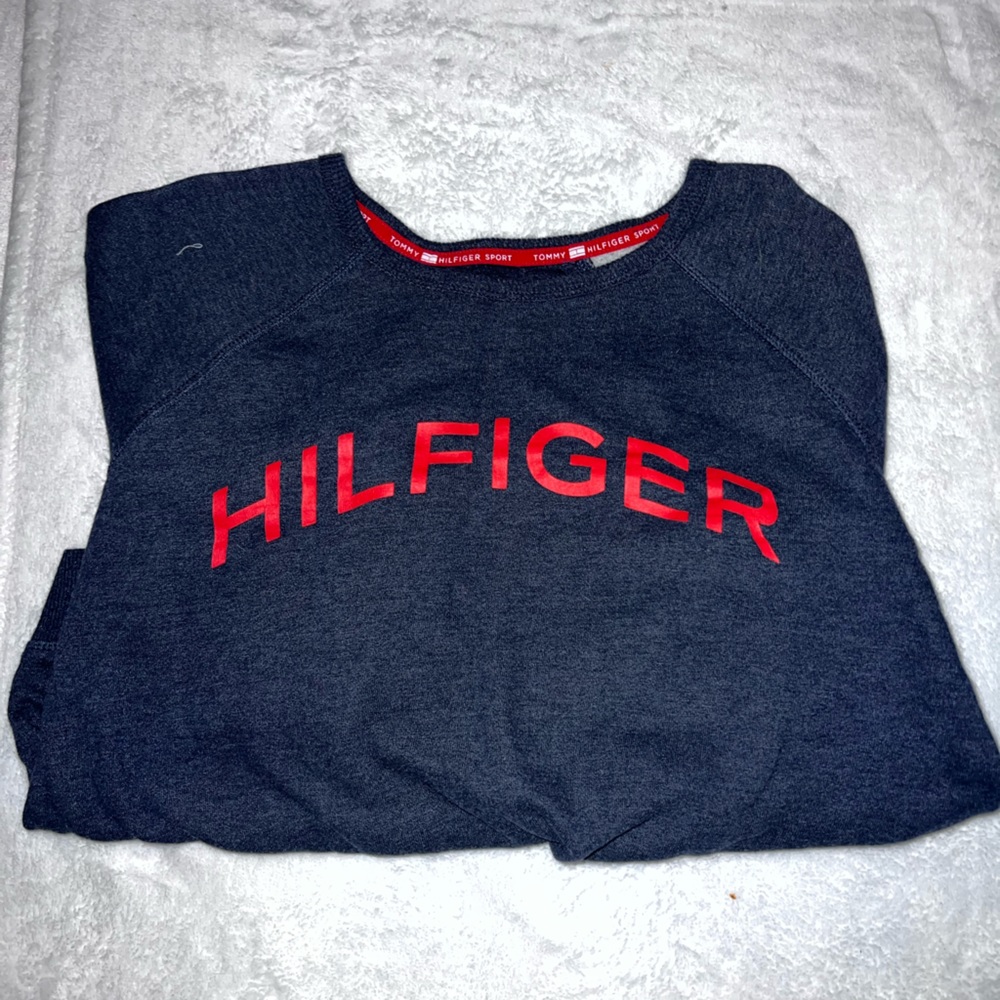 Tommy Crewneck